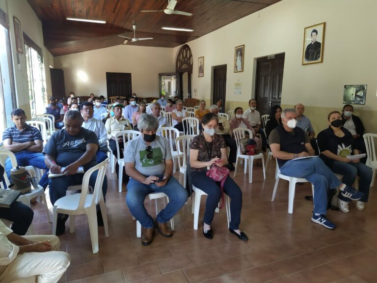 Debate y diálogo de actores sociales de Concepción